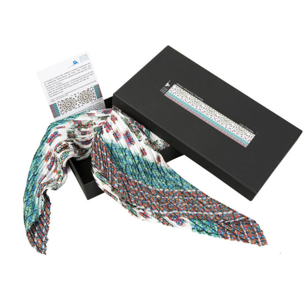 ND Les Cloches Foulard Package1